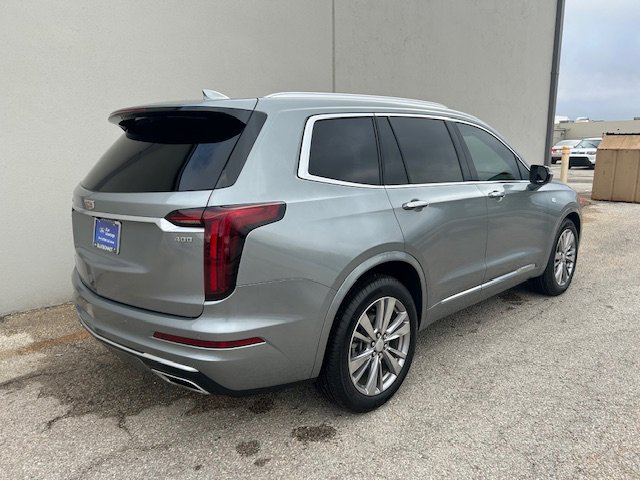 Used 2023 Cadillac XT6 Premium Luxury image 4