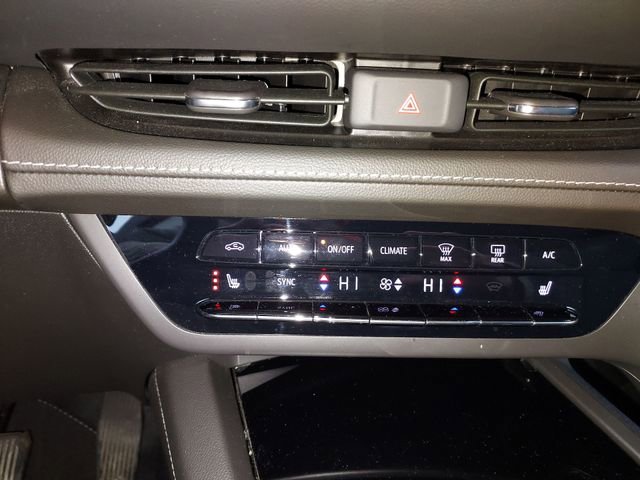 Certified 2023 Buick Envision Essence image 18