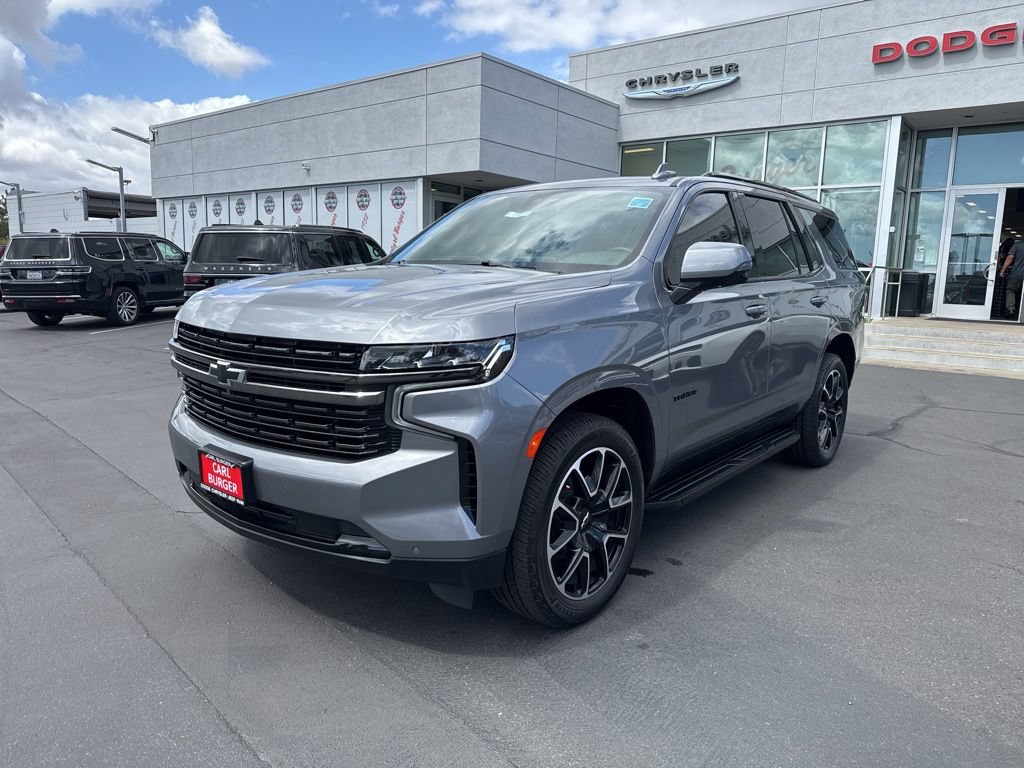 Used 2022 Chevrolet Tahoe RST w/ Luxury Package AWD/4WD image 3
