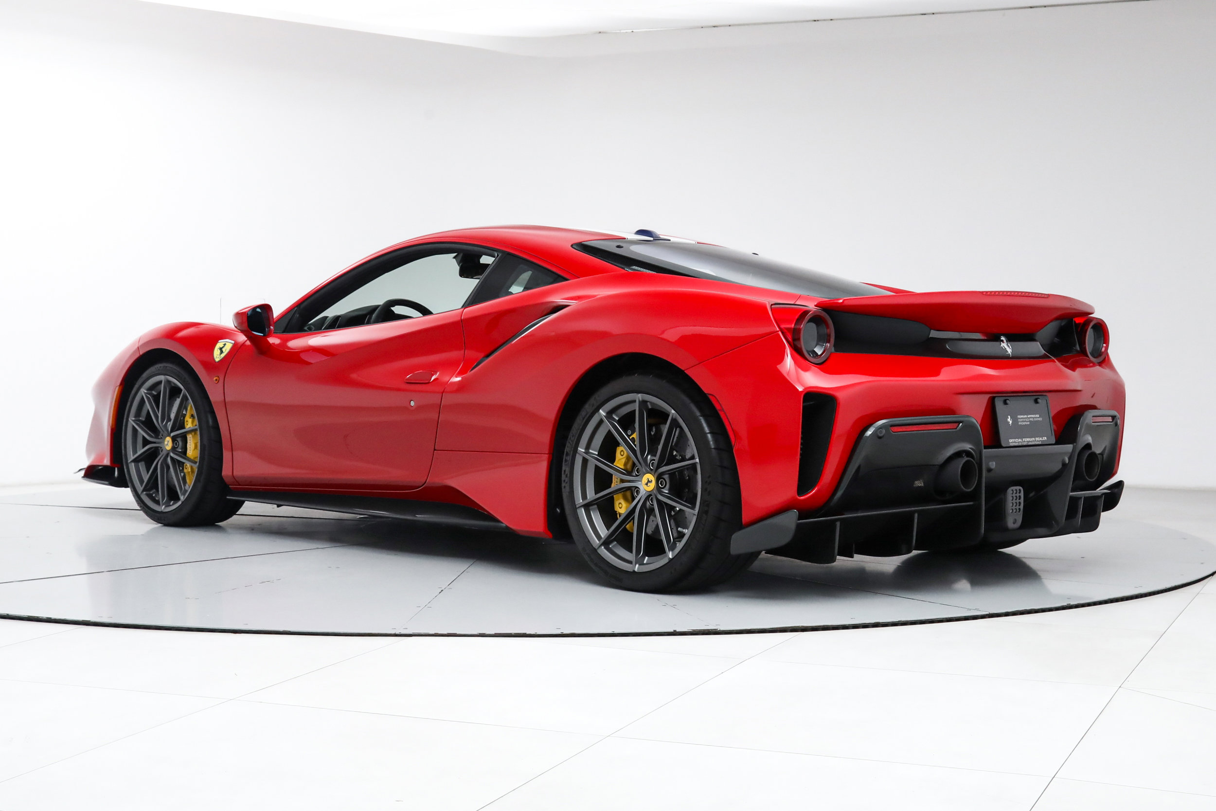 Certified 2020 Ferrari 488 Pista Coupe image 7