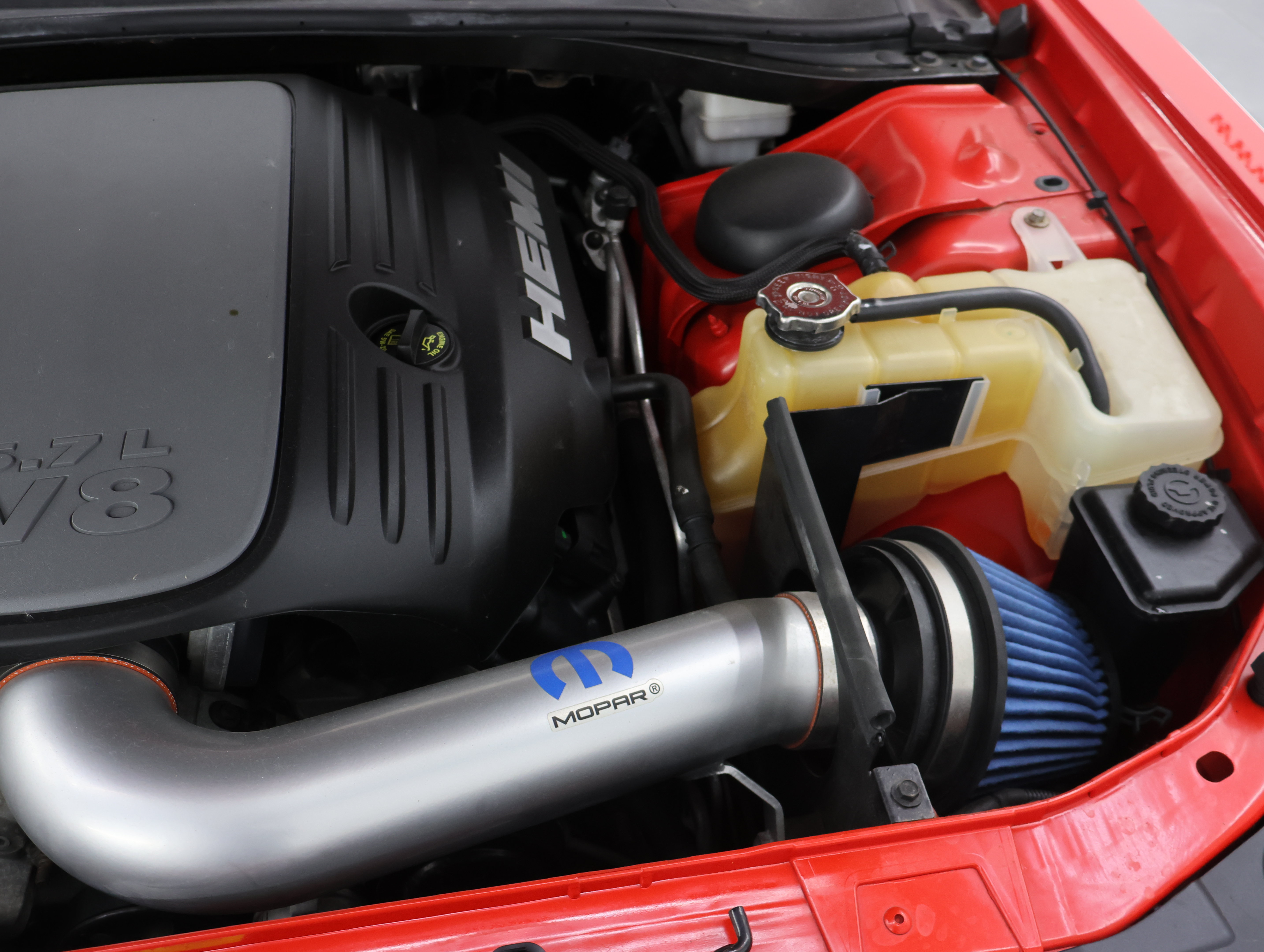 Used 2010 Dodge Challenger R/T RWD image 13