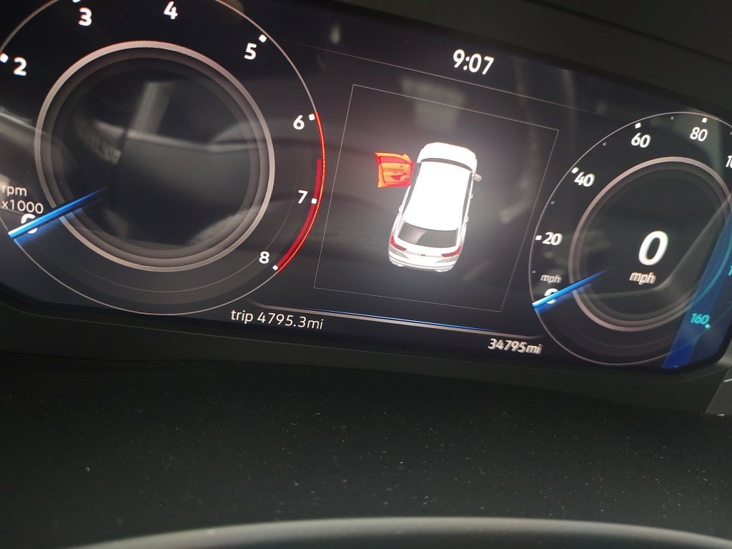 Used 2023 Volkswagen Atlas Cross Sport SE w/ Black Wheel Package FWD image 4