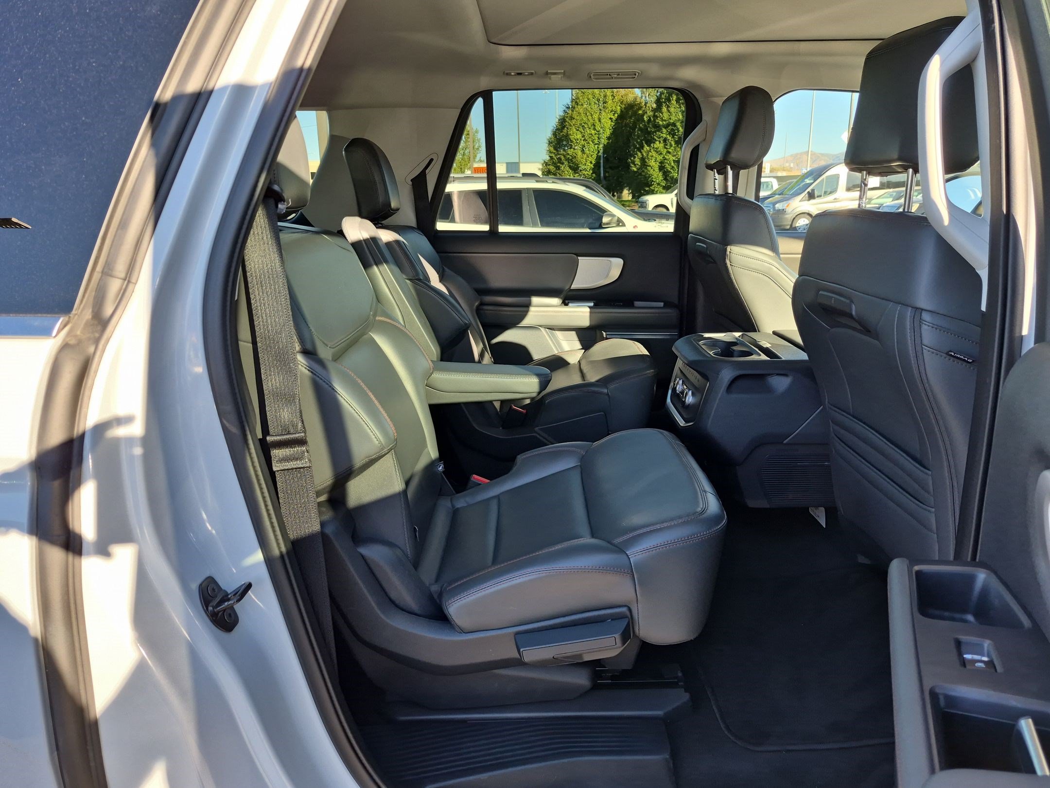 Used 2025 Ford Expedition Max Active AWD/4WD image 34