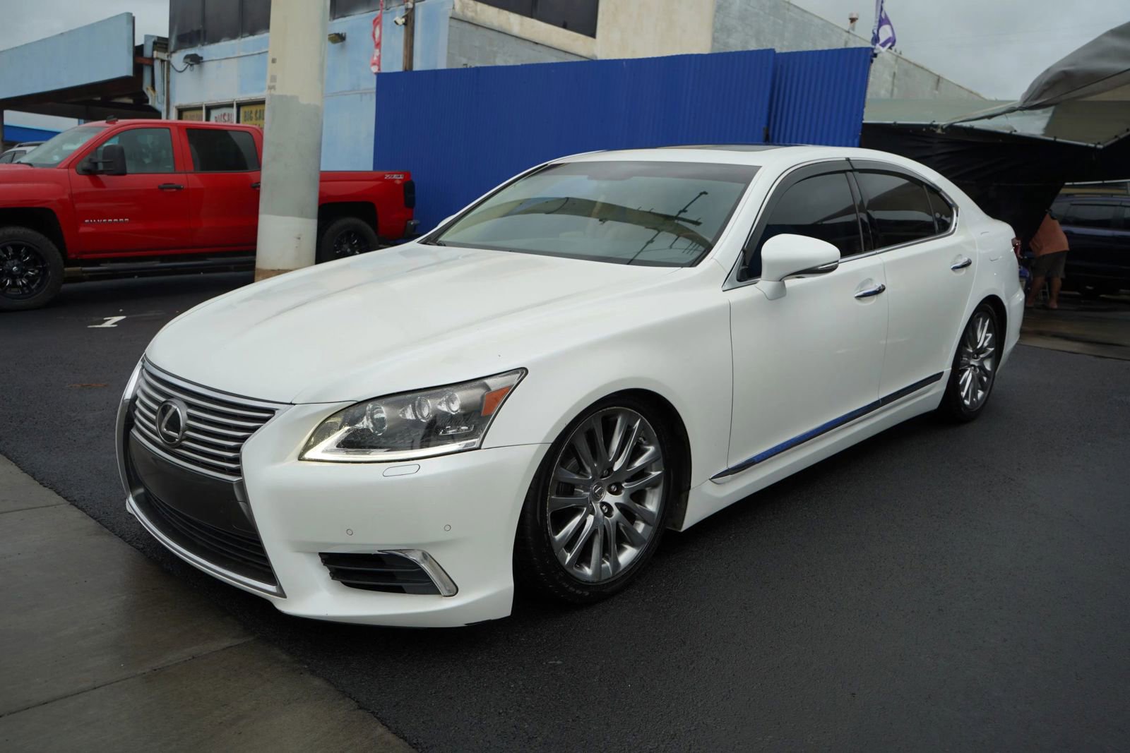 Used 2013 Lexus LS 460 image 4