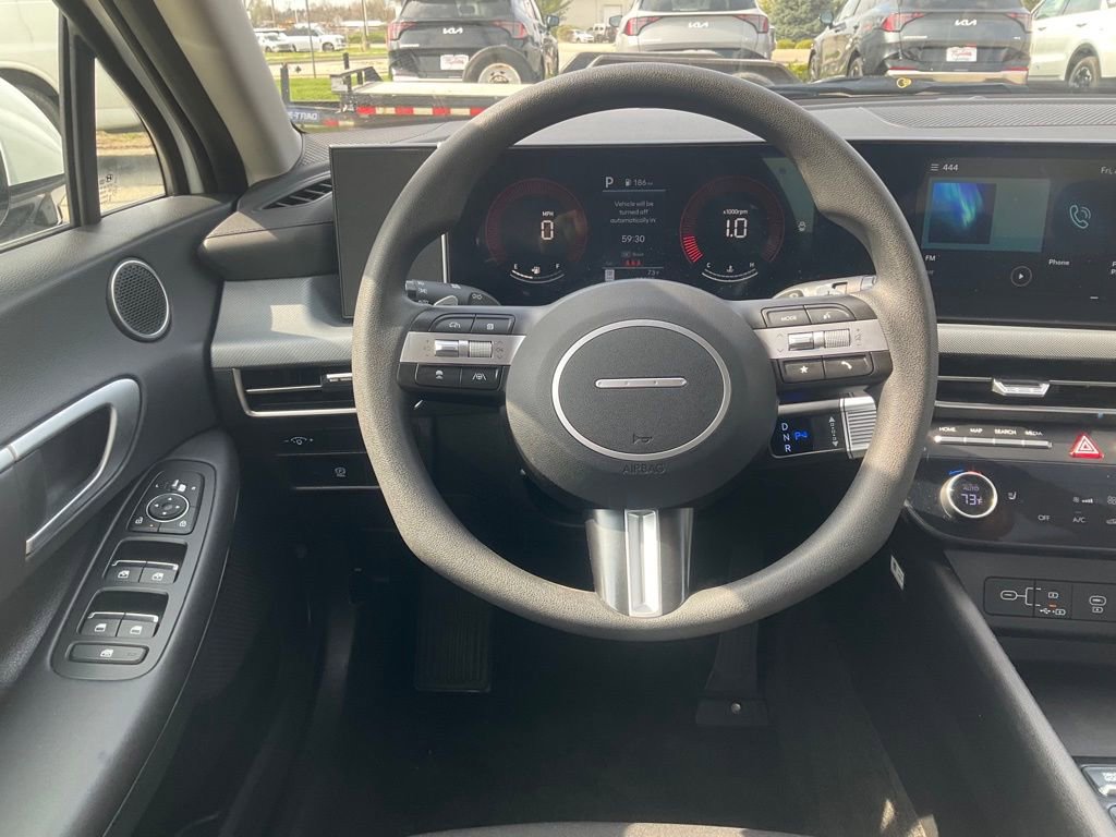 Used 2025 Hyundai Sonata SEL FWD image 9