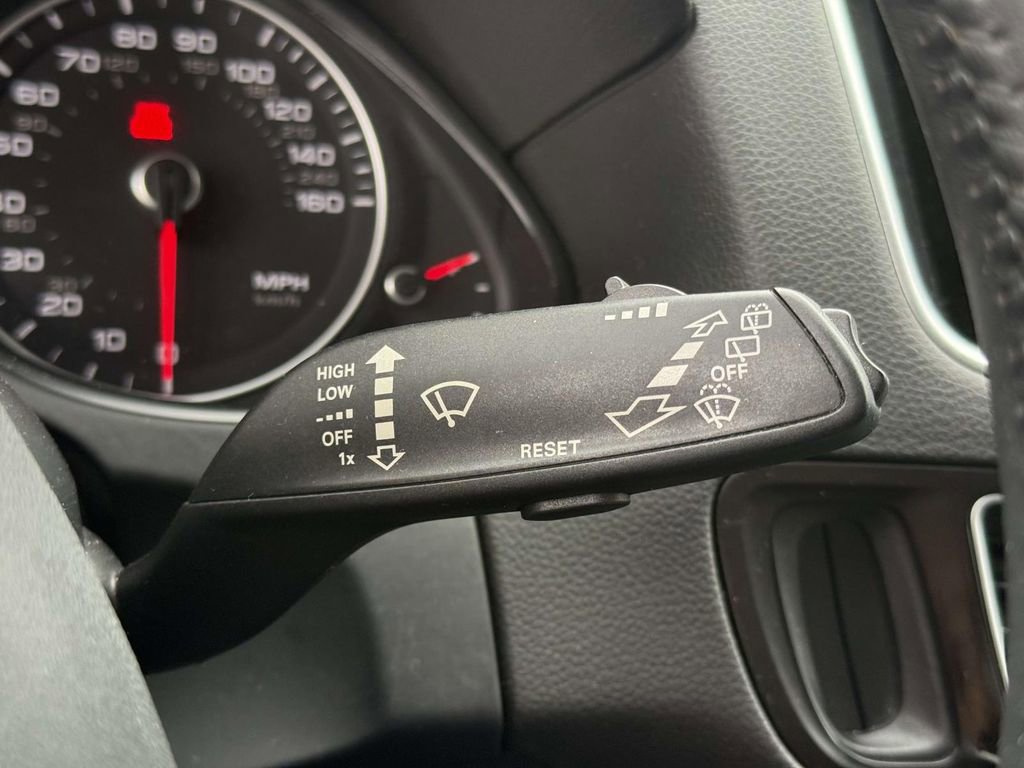 Used 2016 Audi Q5 2.0T Premium Plus w/ Technology Package image 28