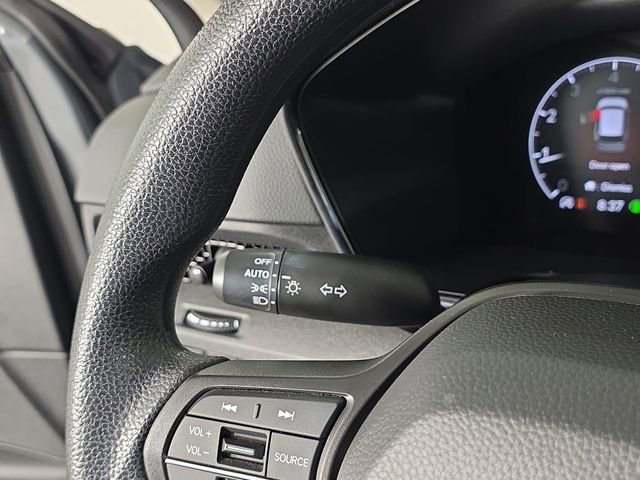 Used 2023 Honda CR-V LX image 28
