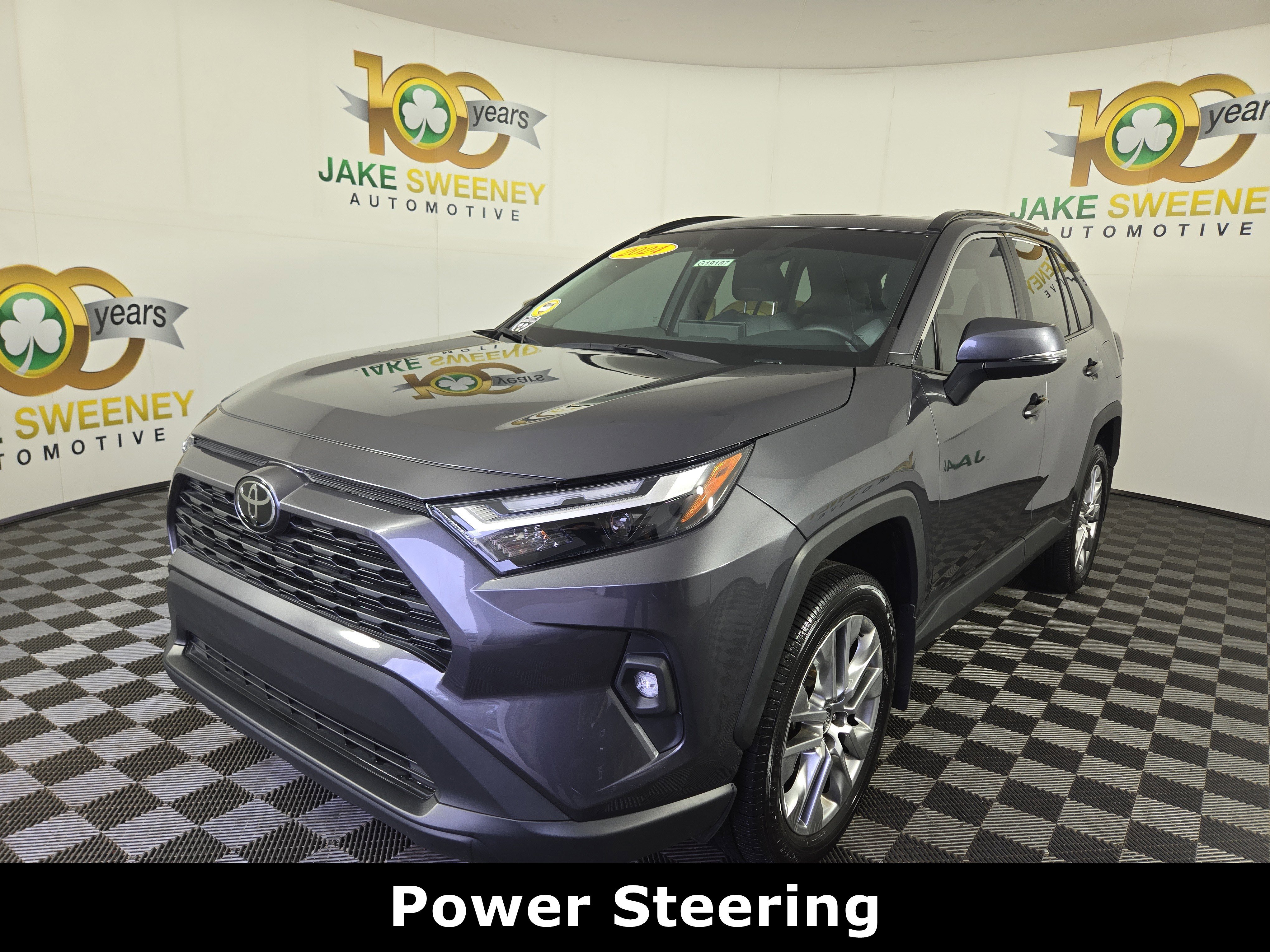 Used 2024 Toyota RAV4 XLE Premium image 3