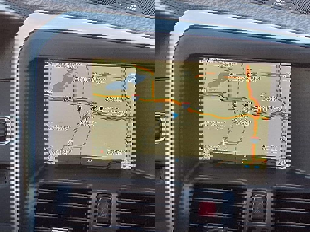 Used 2015 Volvo XC60 T5 w/ Climate Package AWD/4WD image 15