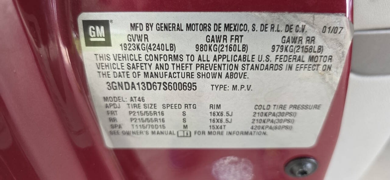 Used 2007 Chevrolet HHR LS FWD image 30