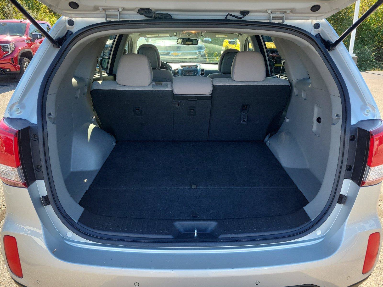 Used 2014 Kia Sorento LX FWD image 7