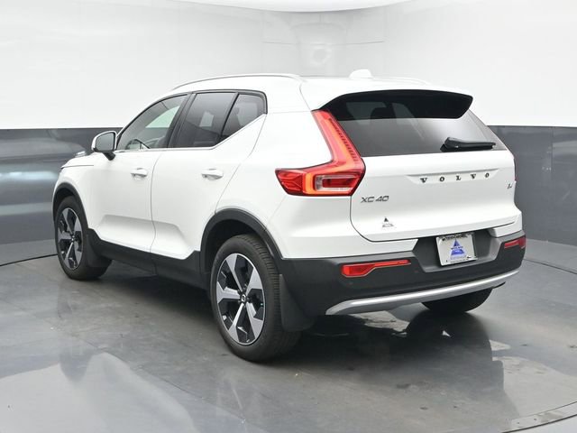Used 2023 Volvo XC40 B4 Plus w/ Protection Package Premier image 6