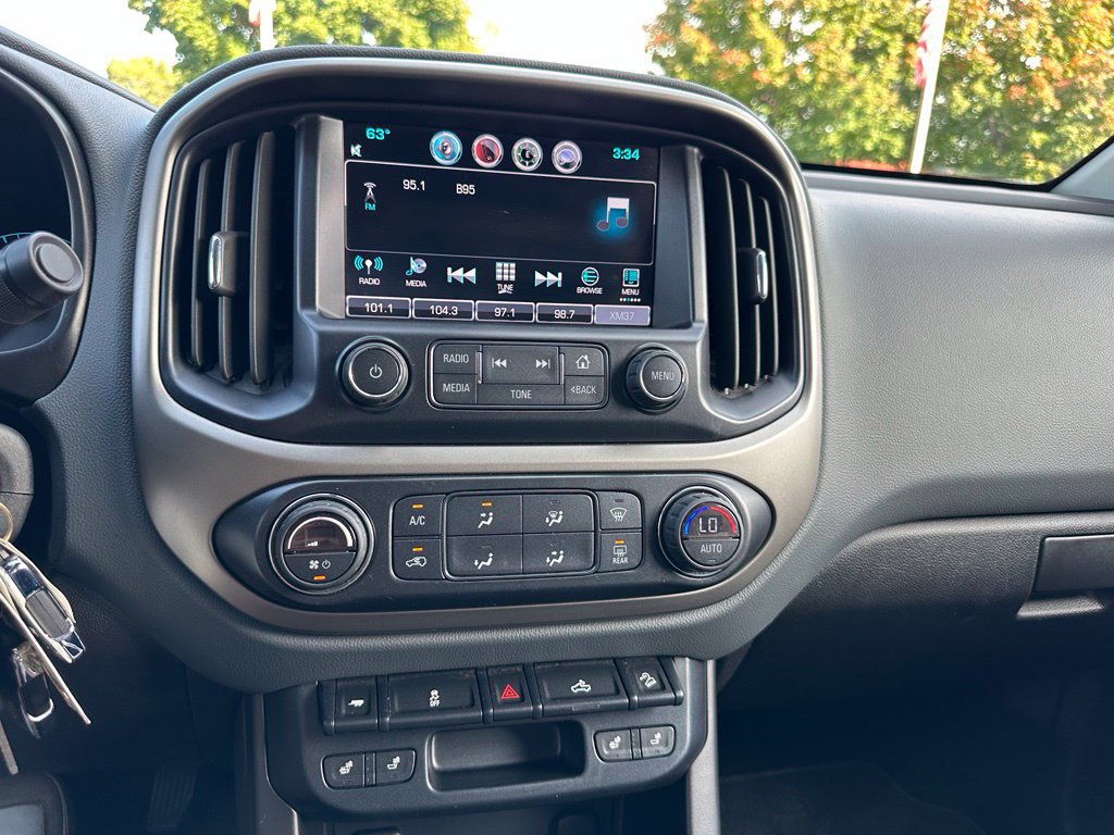 Used 2016 Chevrolet Colorado Z71 AWD/4WD image 14