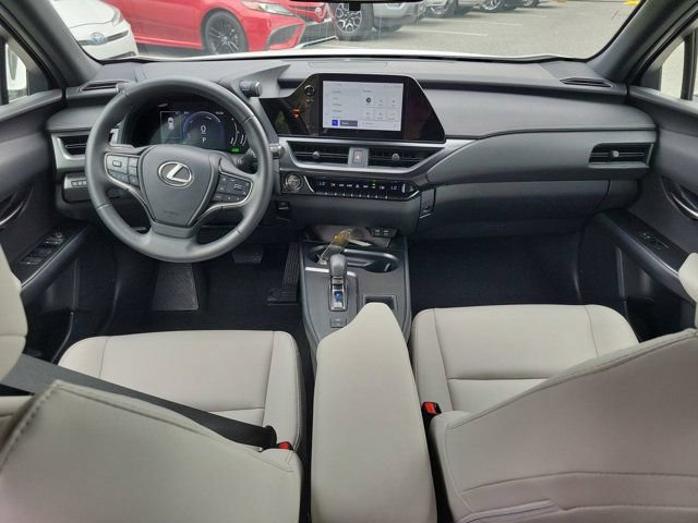 Used 2025 Lexus UX 300h FWD w/ Accessory Package (Z2) image 21