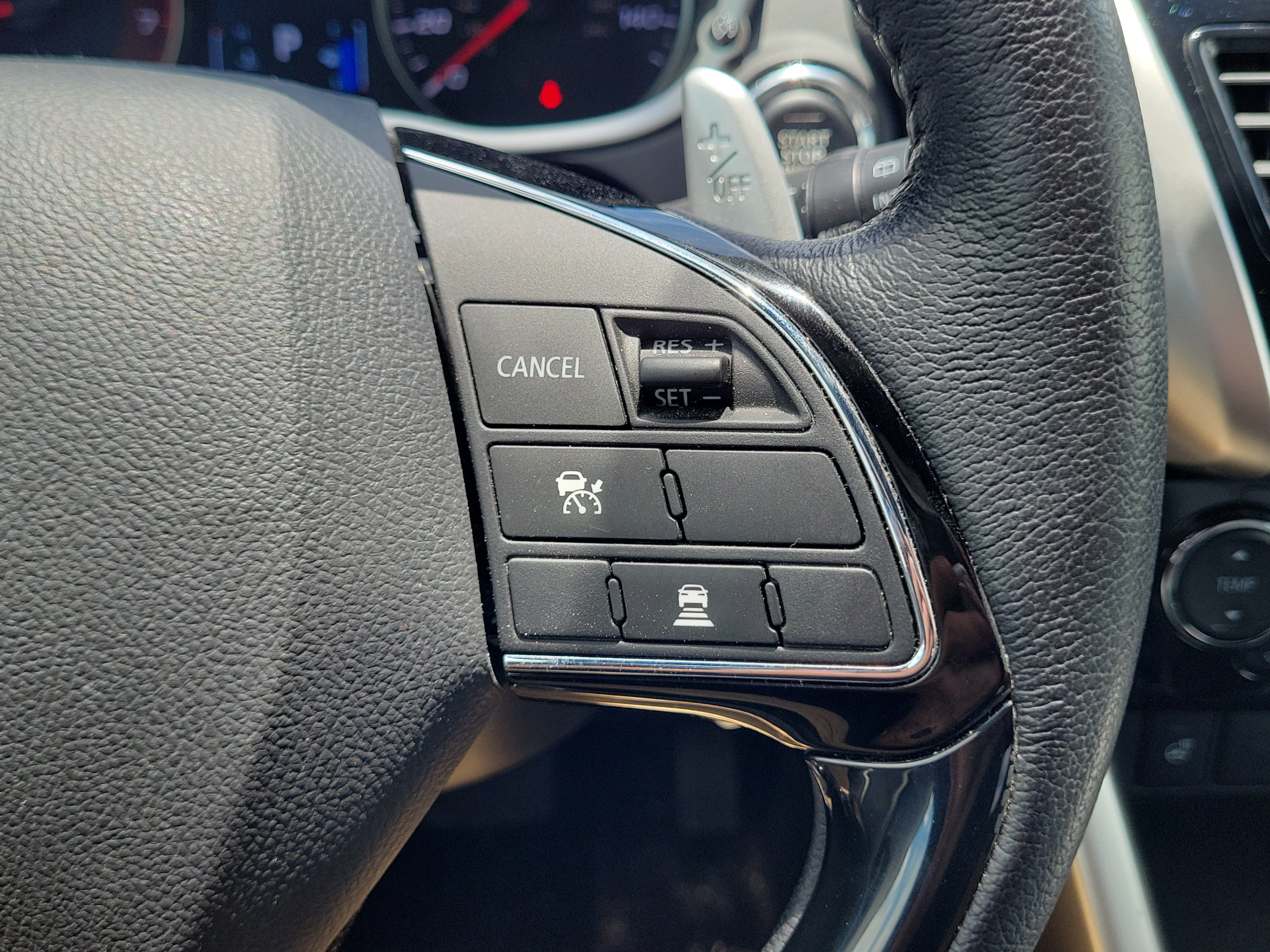 Used 2024 Mitsubishi Eclipse Cross SE AWD/4WD image 31