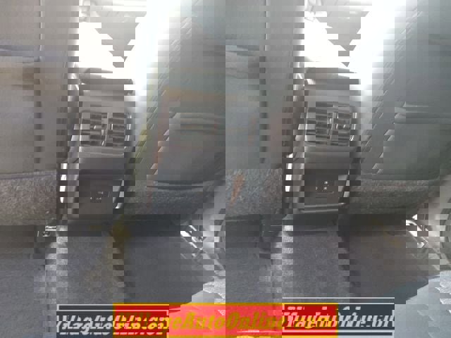 Used 2022 Nissan Rogue SV image 24