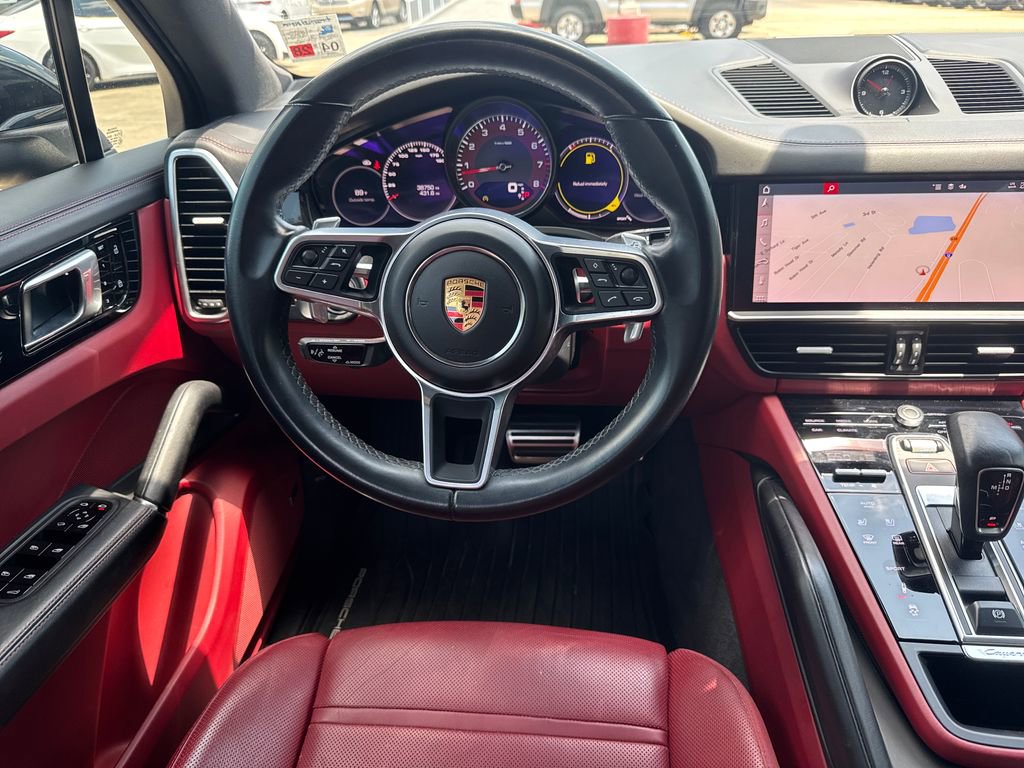 Used 2021 Porsche Cayenne S AWD/4WD image 24