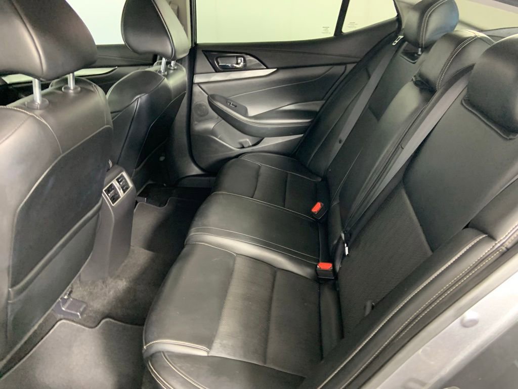 Used 2019 Nissan Maxima 3.5 SV w/ Floor Mat Group image 18