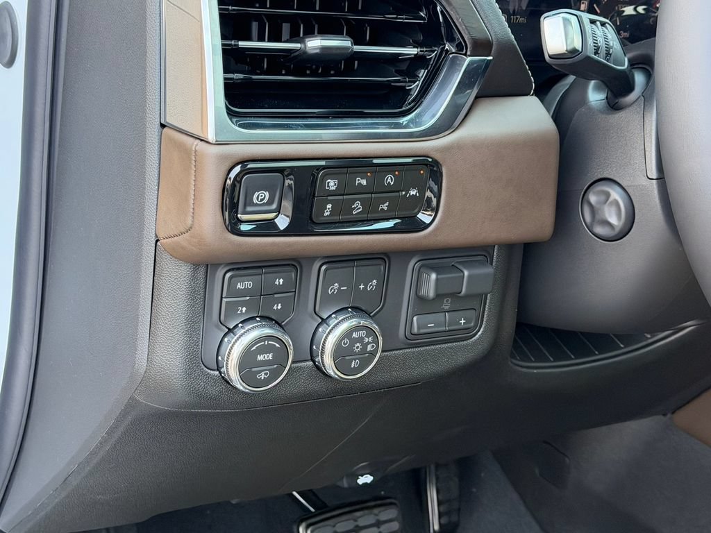New 2026 GMC Yukon XL Denali Ultimate AWD/4WD image 41