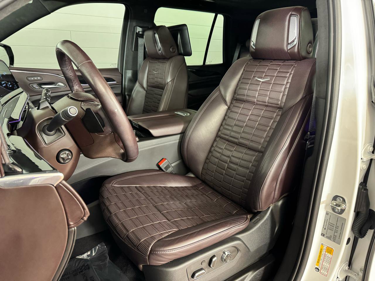 Used 2023 Cadillac Escalade Sport Platinum AWD/4WD image 13