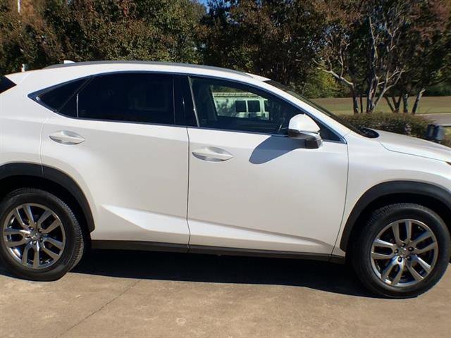 Used 2015 Lexus NX 200t FWD image 9