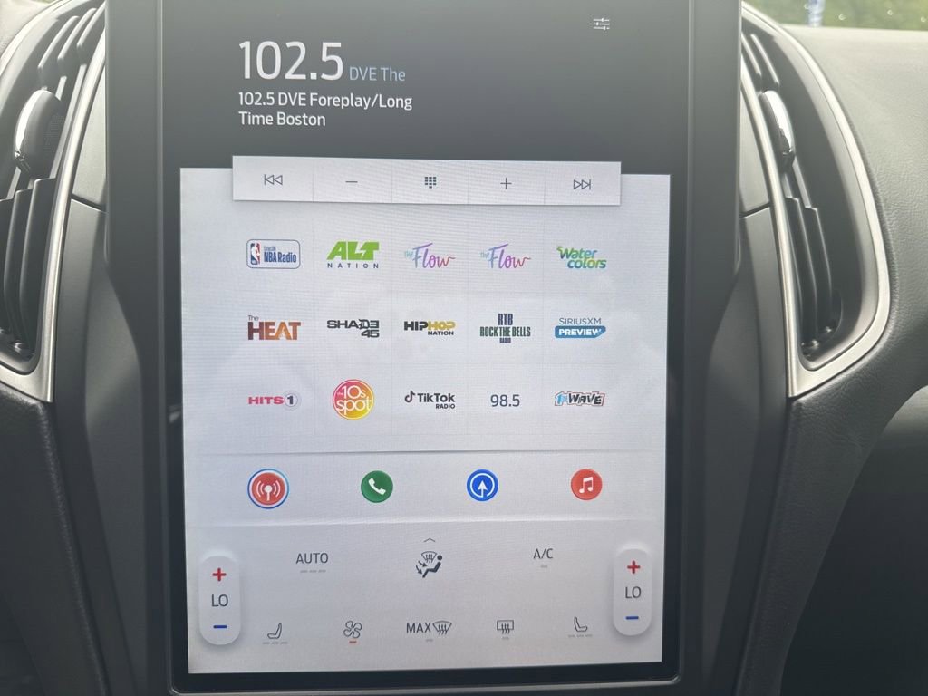 Used 2024 Ford Edge SEL image 6