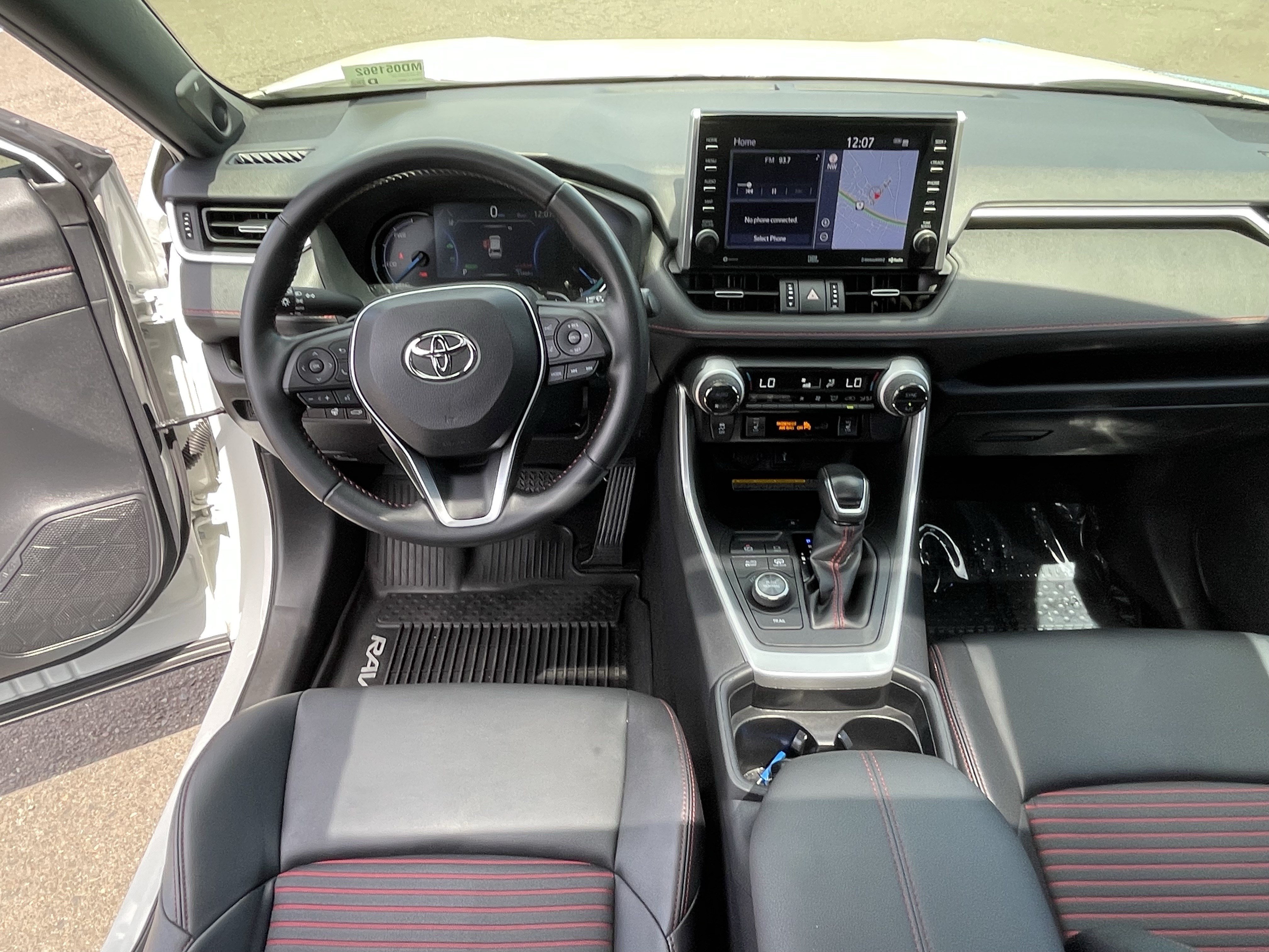 Used 2021 Toyota RAV4 XSE w/ Weather Package AWD/4WD image 13