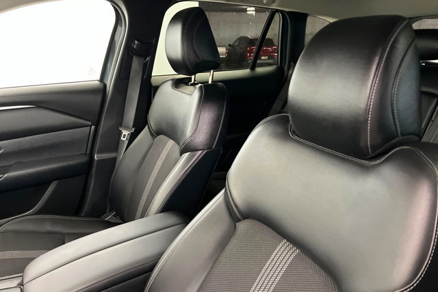 Used 2024 MAZDA CX-50 AWD 2.5 S w/ Preferred Package image 16