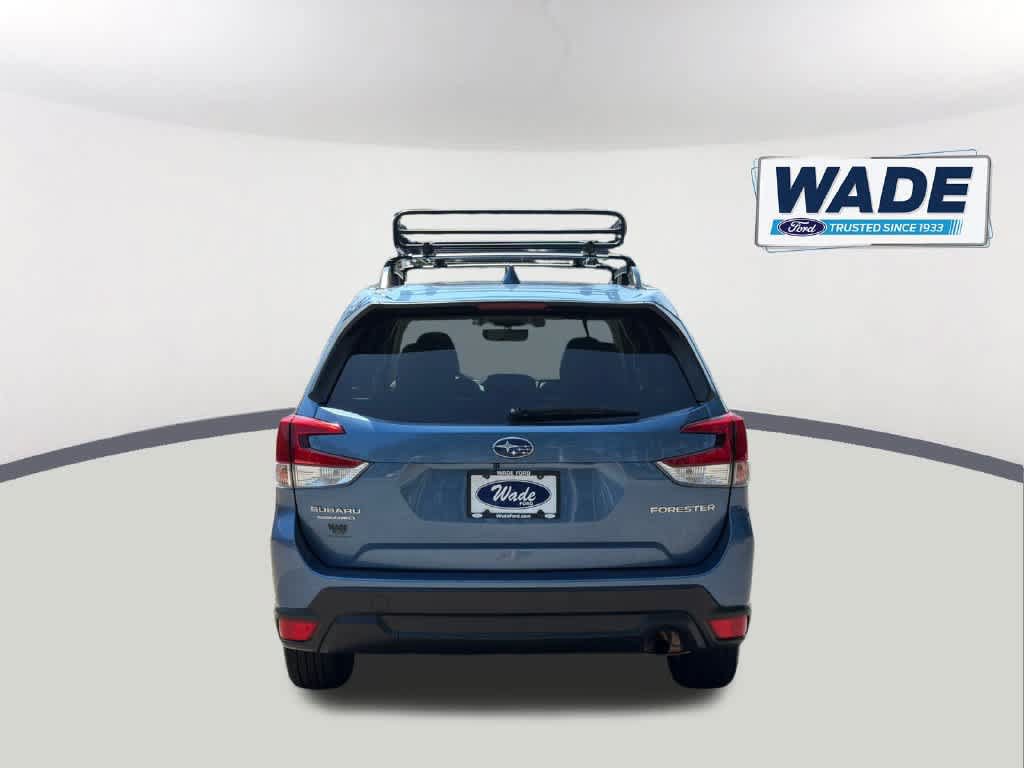 Used 2019 Subaru Forester Premium w/ All-Weather Package AWD/4WD image 6