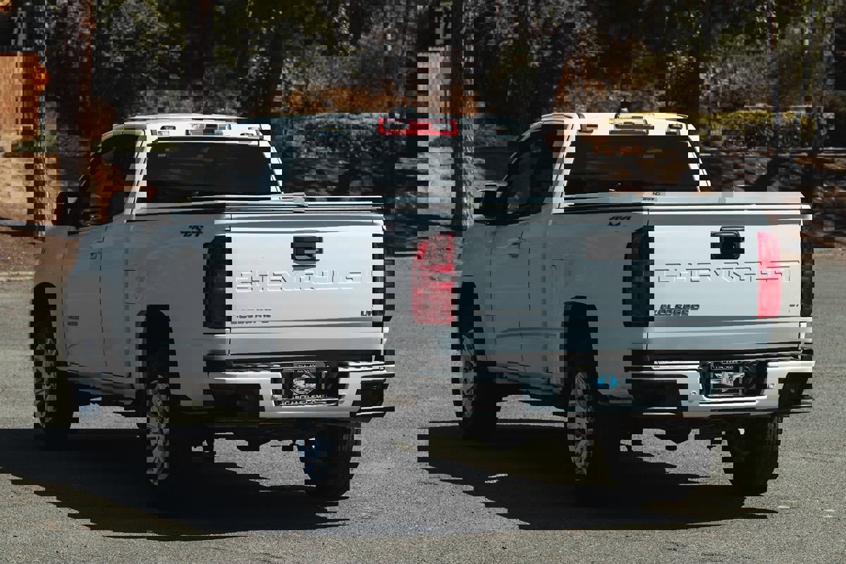 Used 2021 Chevrolet Colorado LT w/ Fleet Safety Package image 9