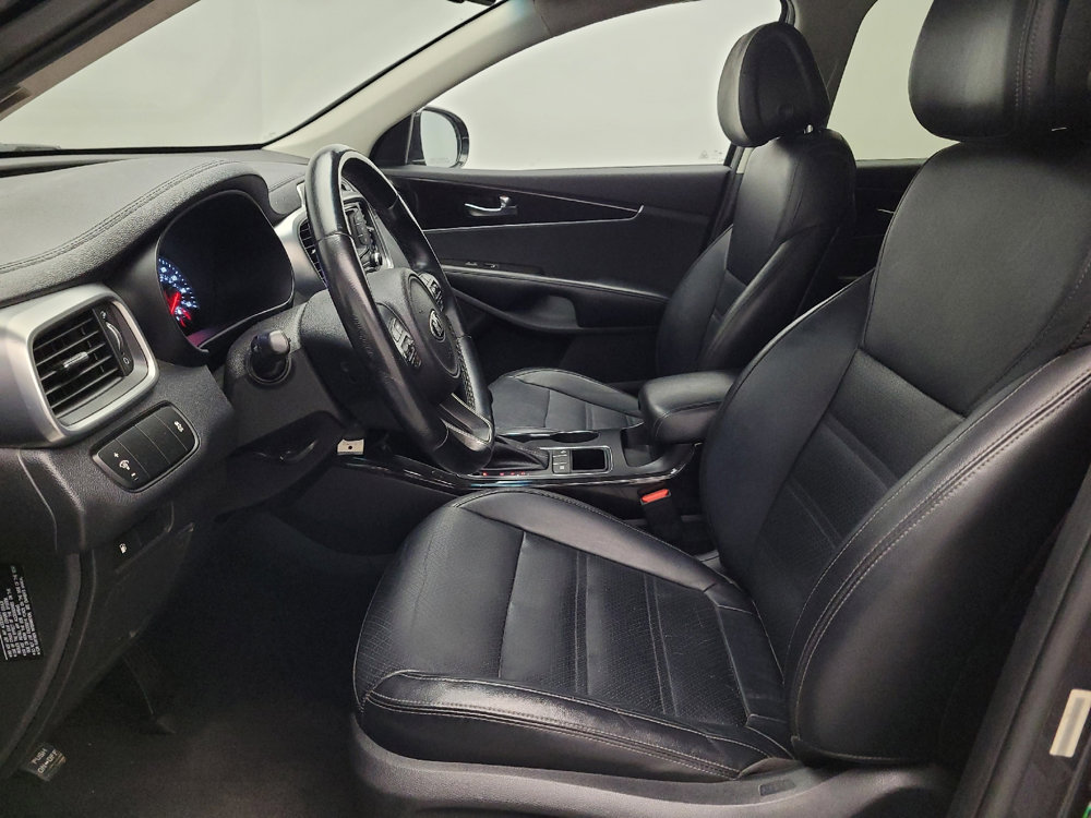 Used 2016 Kia Sorento EX image 17
