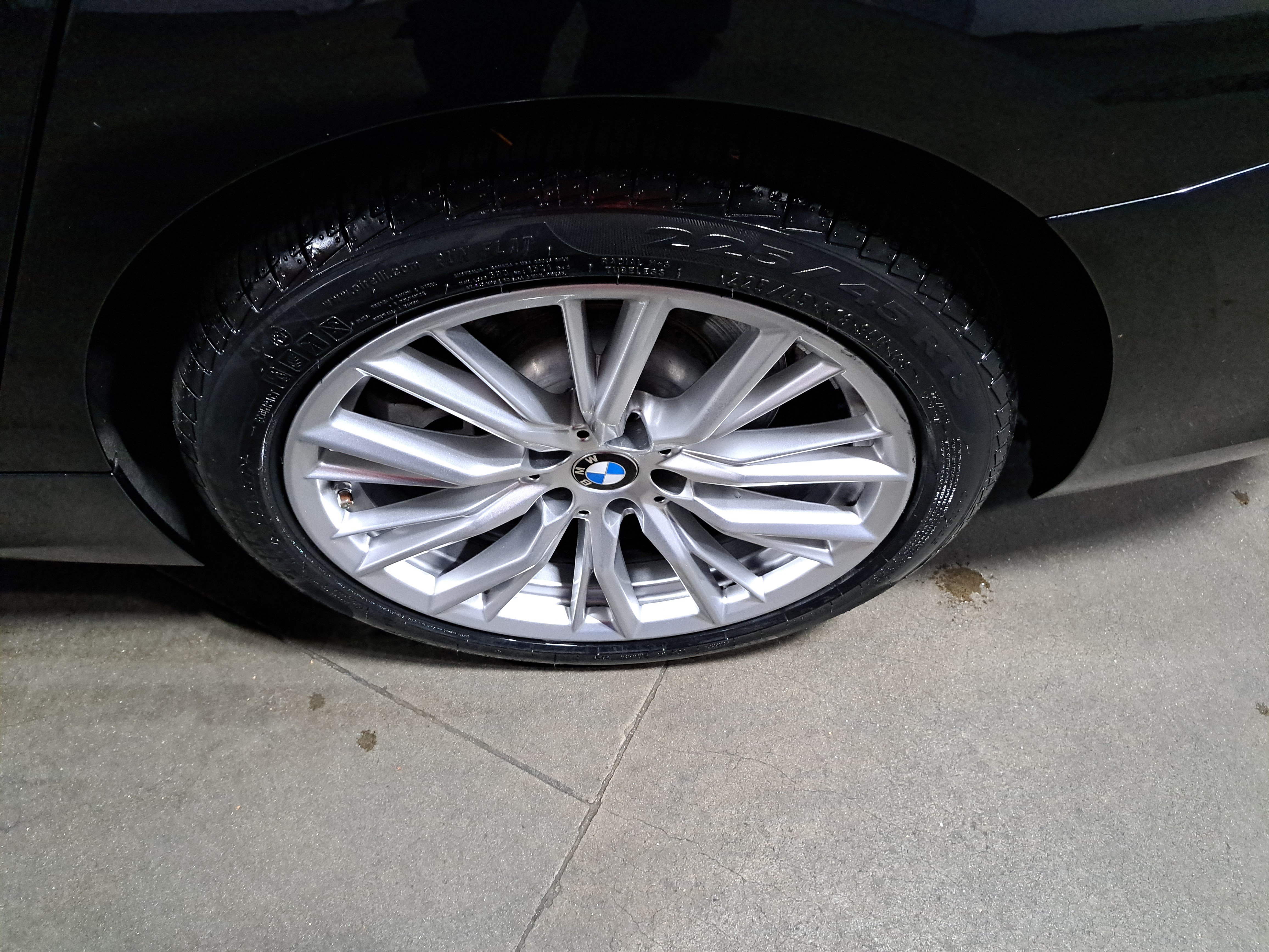 Certified 2024 BMW 330i xDrive Sedan w/ Convenience Package AWD/4WD image 35