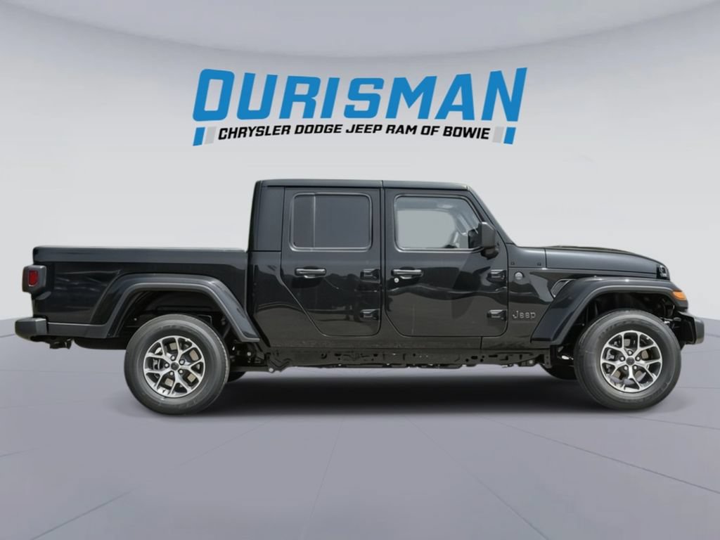 New 2025 Jeep Gladiator Sport AWD/4WD image 3