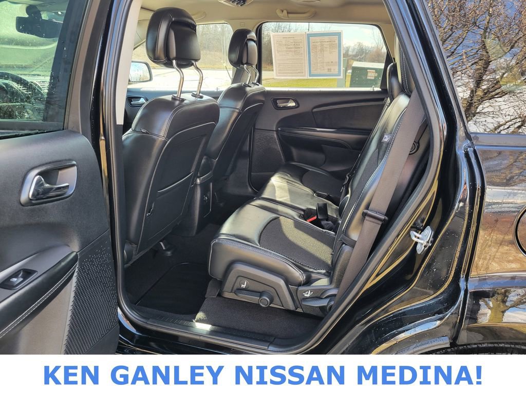 Used 2017 Dodge Journey Crossroad w/ Popular Equipment Group image 40