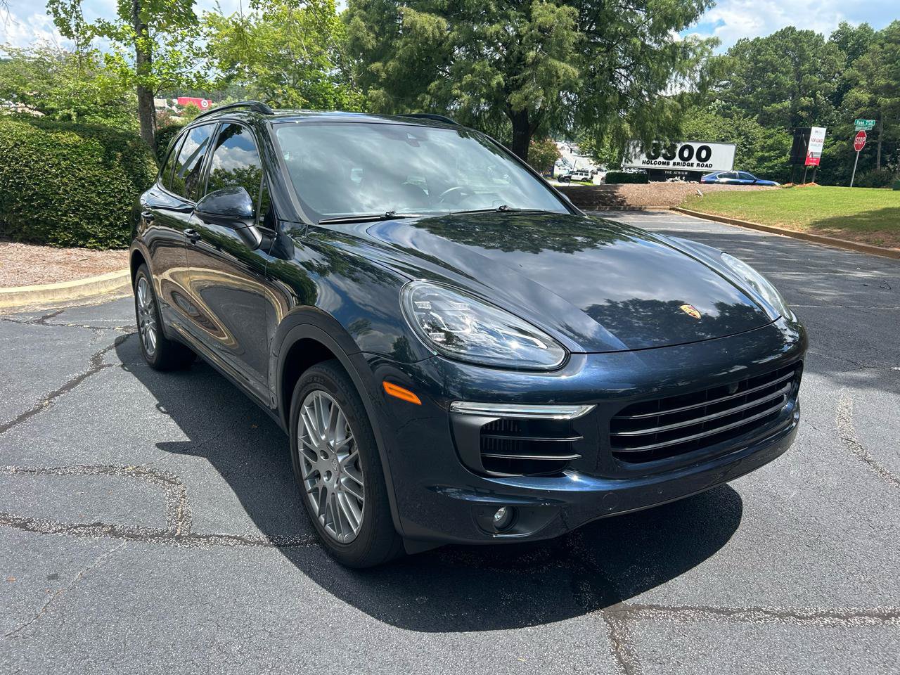 Used 2017 Porsche Cayenne S w/ Premium Plus Package AWD/4WD image 6
