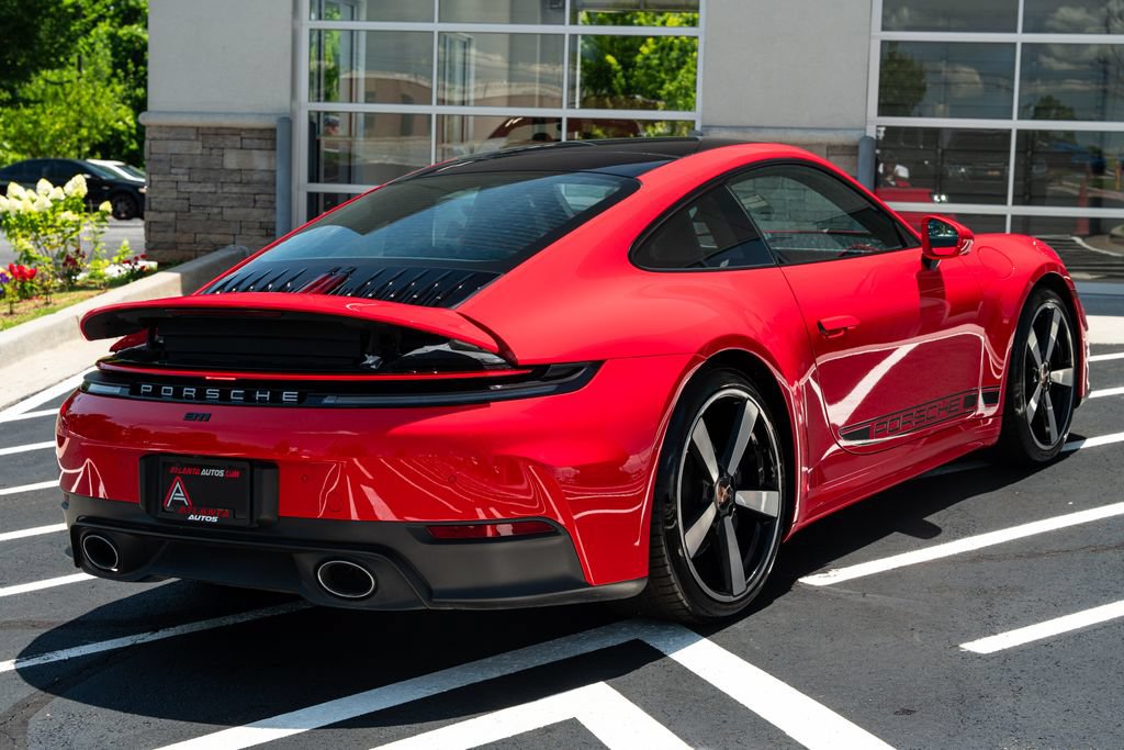 Used 2025 Porsche 911 Carrera RWD image 14