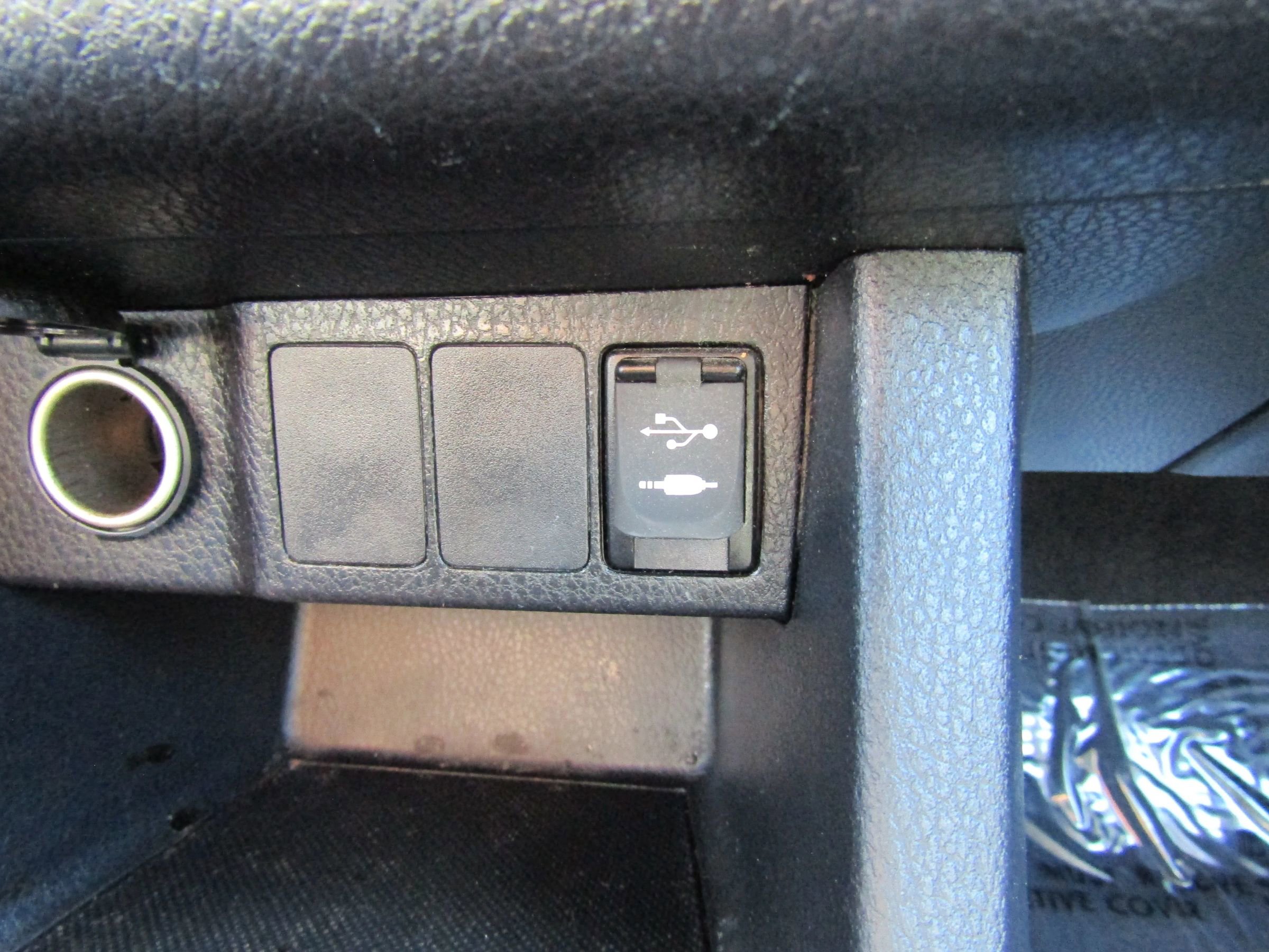 Used 2017 Toyota Corolla LE image 23