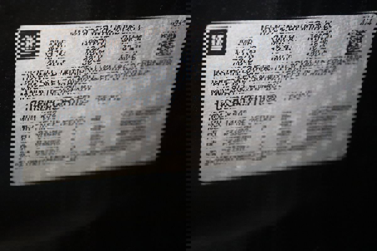 Used 2015 GMC Yukon SLT w/ HD Trailering Package image 71