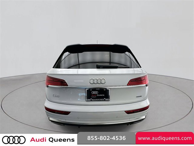 Certified 2023 Audi Q5 2.0T Premium w/ Convenience Package image 3