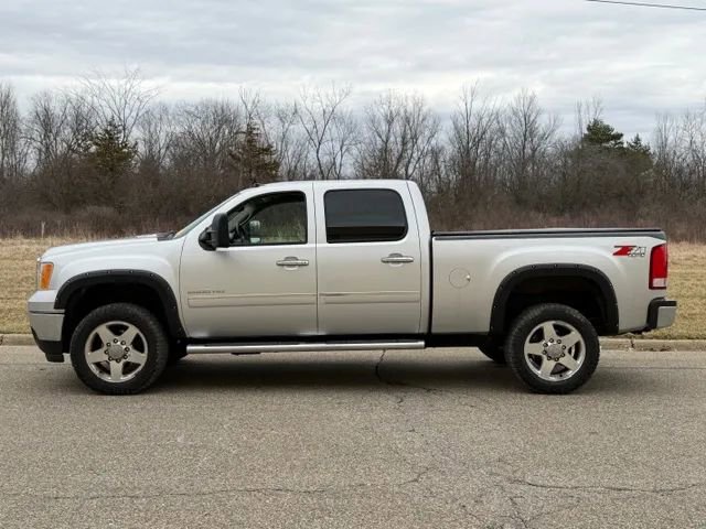 Used 2014 GMC Sierra 2500 SLE w/ HD SLE Premium Package image 21