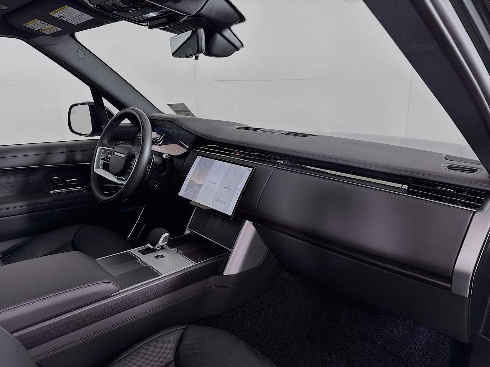 New 2026 Land Rover Range Rover Long Wheelbase Autobiography AWD/4WD image 29