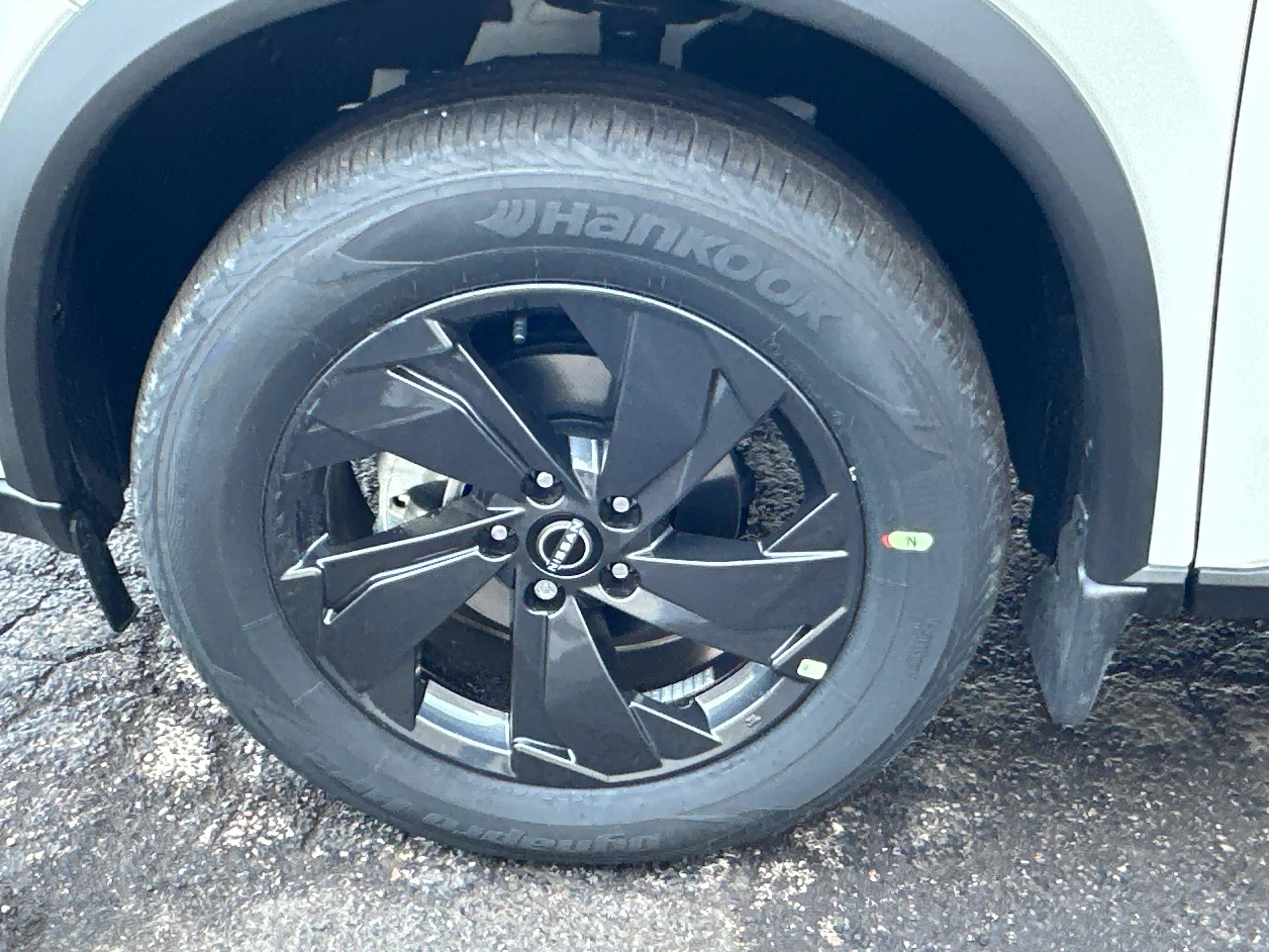 New 2026 Nissan Rogue SV AWD/4WD image 8