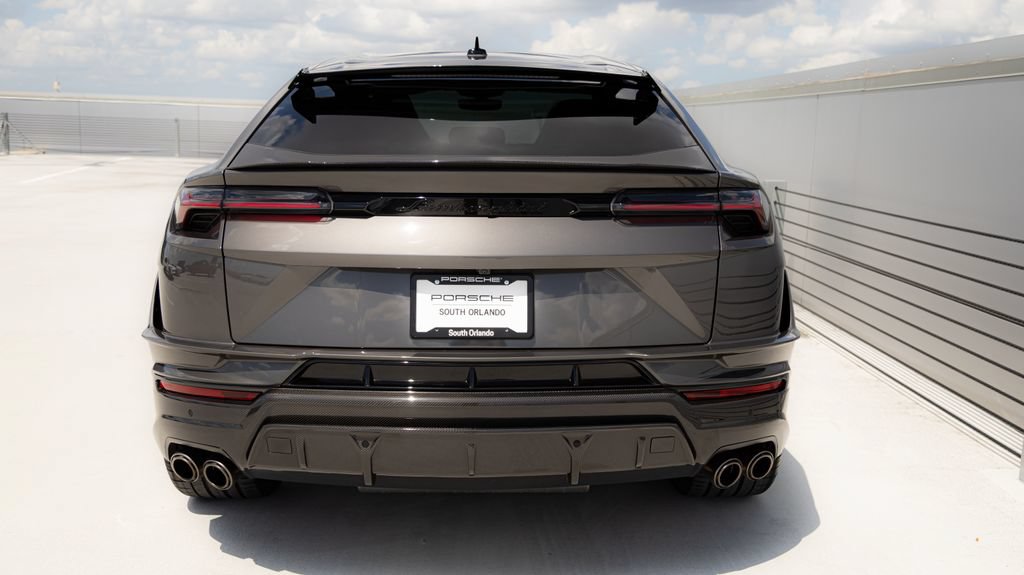 Used 2023 Lamborghini Urus Performante AWD/4WD image 23