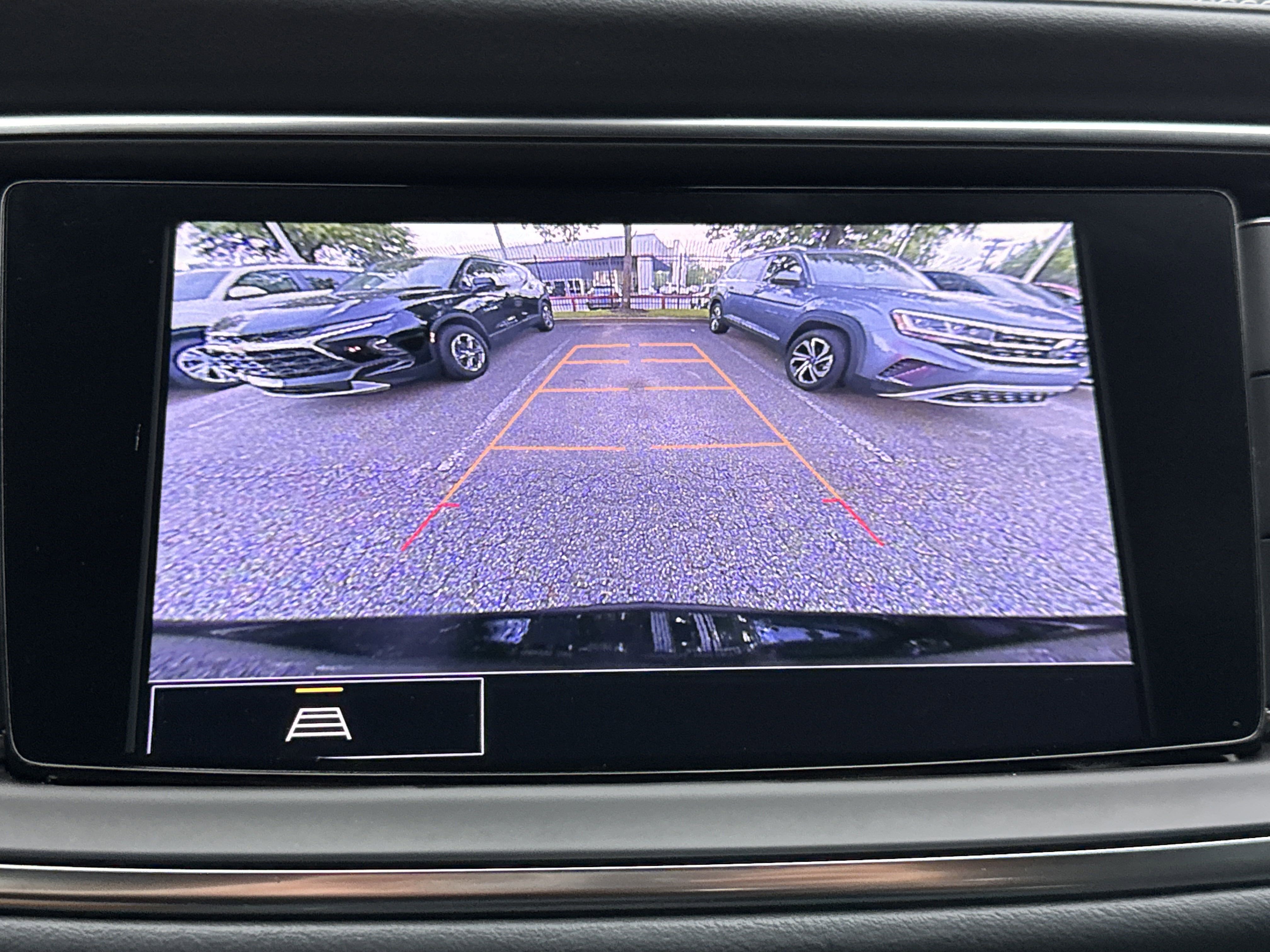 Used 2023 Buick Enclave Essence w/ Experience Buick Package image 12