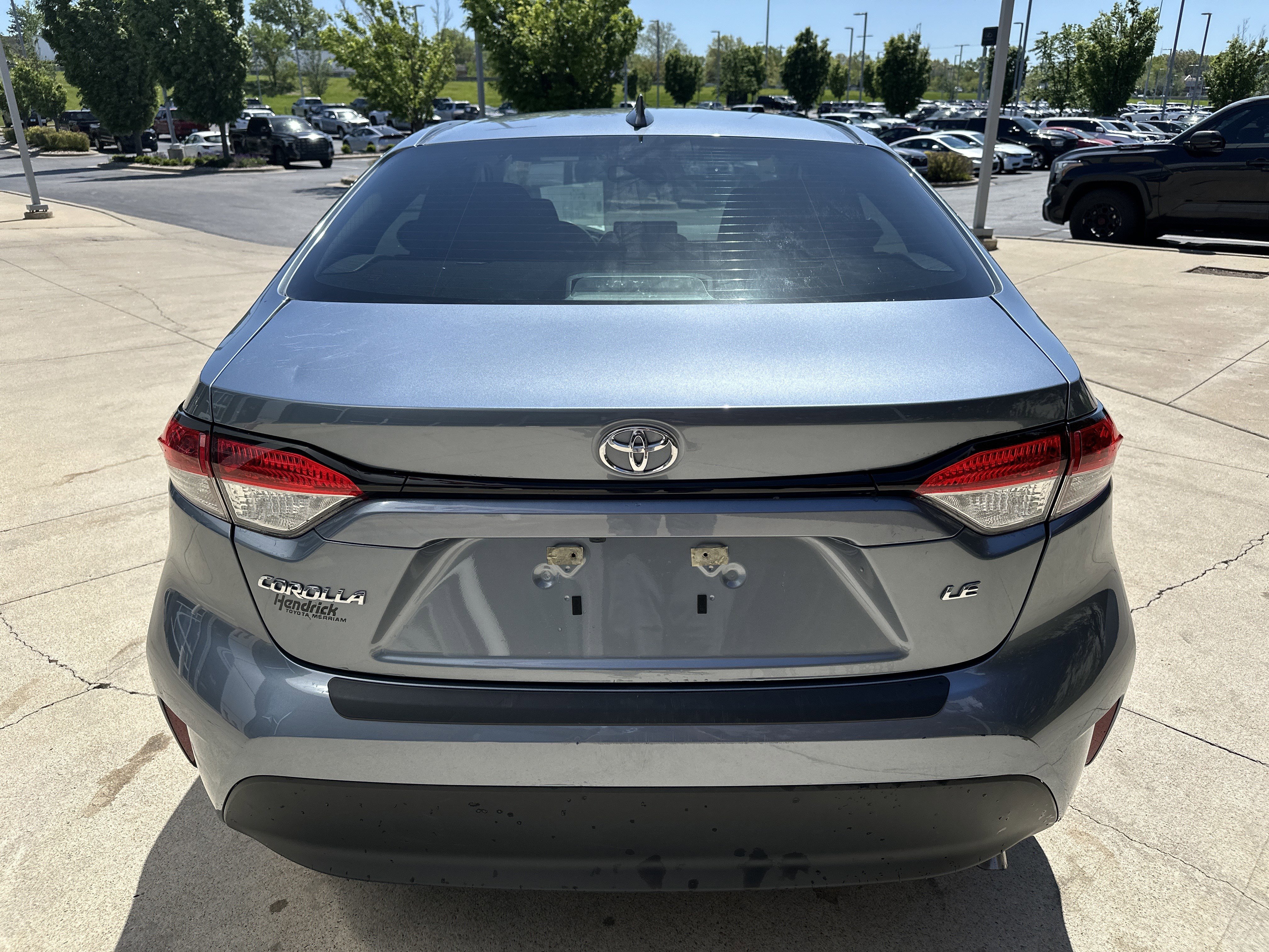 Used 2023 Toyota Corolla LE FWD image 8