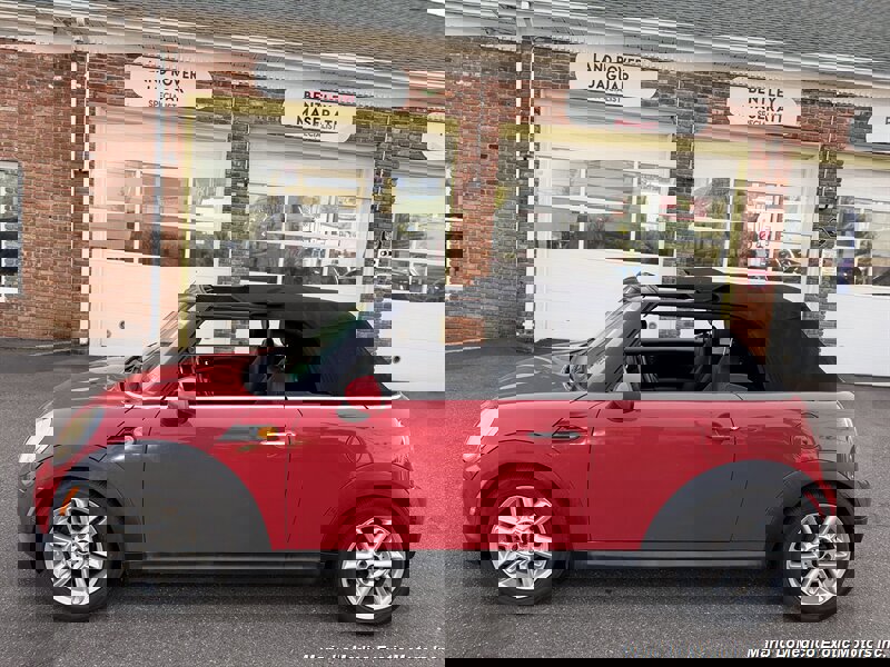 Used 2013 MINI Cooper Convertible image 12
