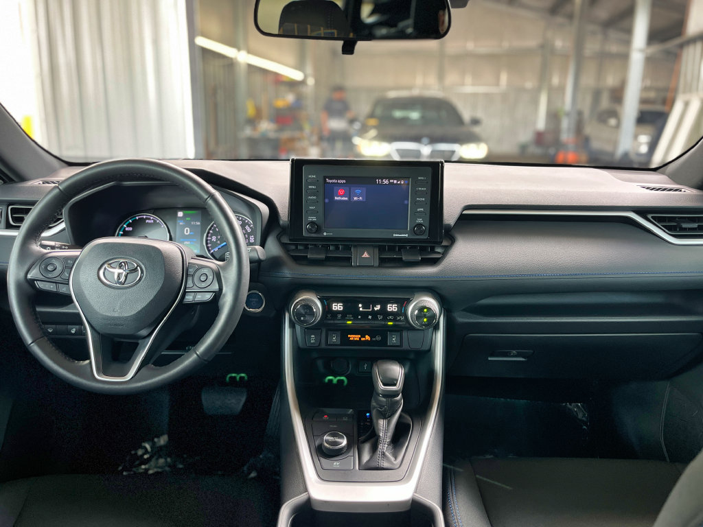Used 2022 Toyota RAV4 SE w/ Convenience Package AWD/4WD image 44
