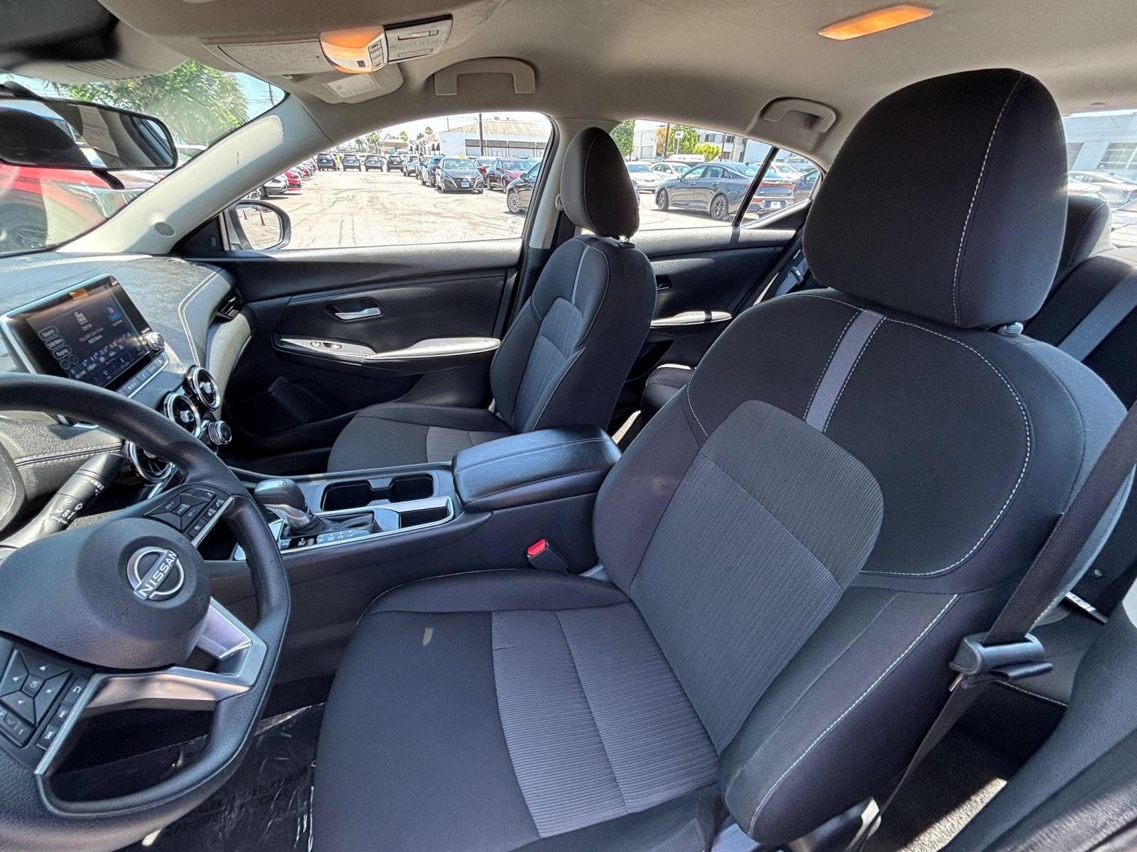 Used 2025 Nissan Sentra SV FWD image 36
