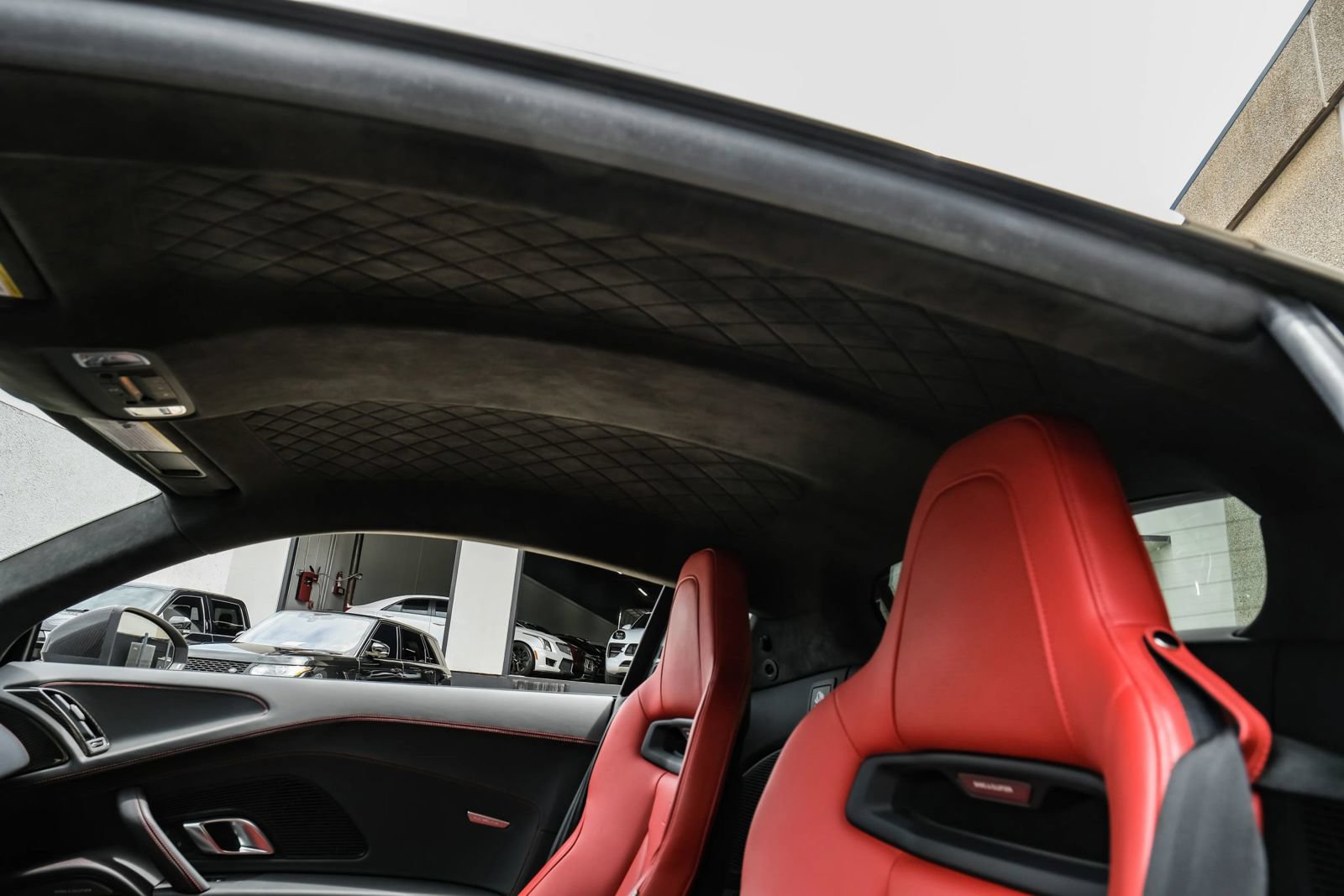 Used 2021 Audi R8 V10 RWD image 26