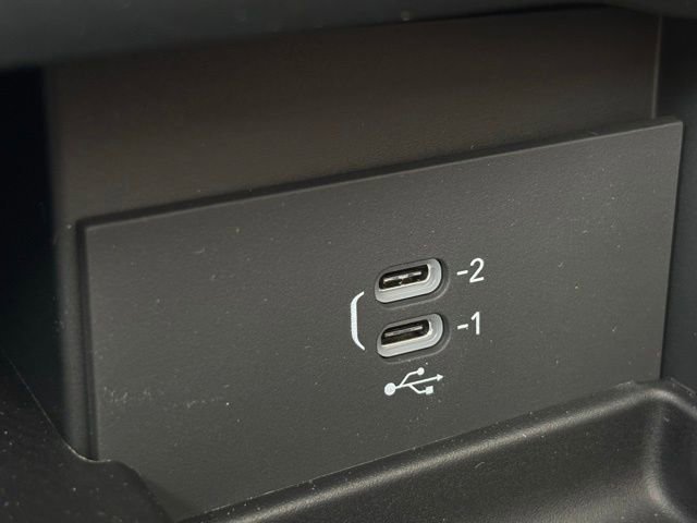 New 2026 Chrysler Pacifica Pinnacle image 40